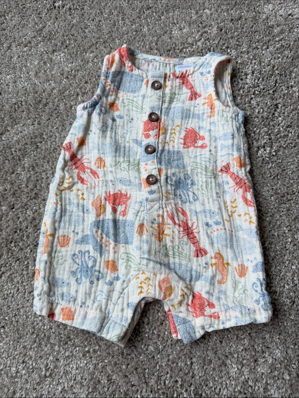 New Without Tags Carters Baby Ocean Print Short Romper in Cream and Blue